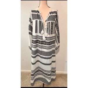 Swim Cover-Up B/W Long Sleeve Maxi Dress, M